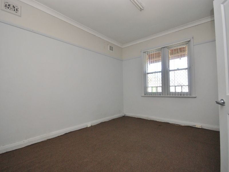 9 Chestnut Road, Auburn NSW 2144