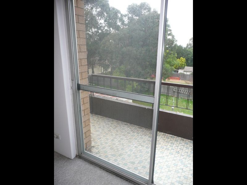 10/37 Calliope St, Guildford NSW 2161