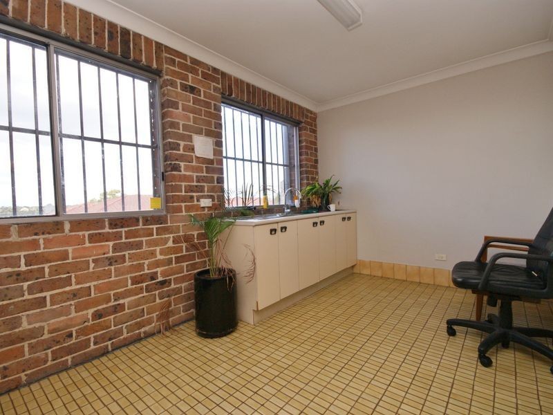 3-5 Station Rd, Auburn NSW 2144