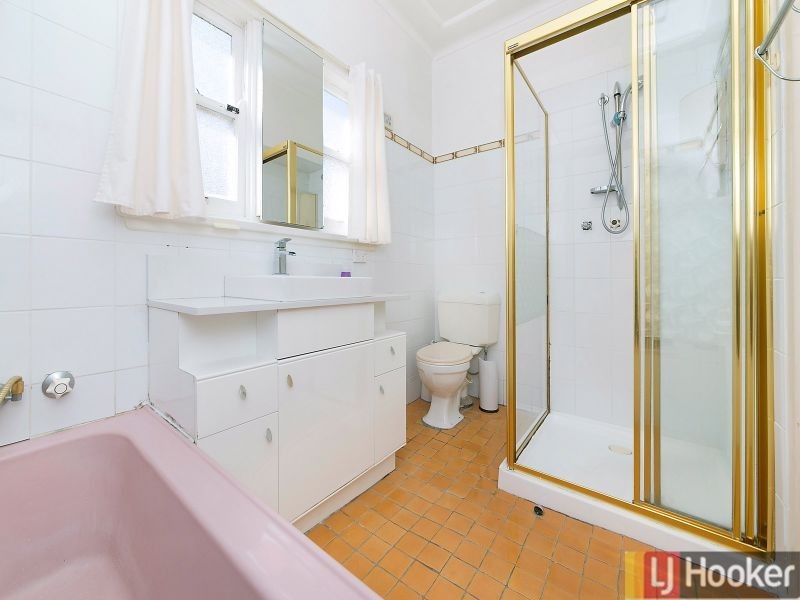 6 Richmond Ave, Auburn NSW 2144