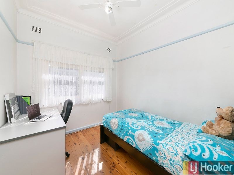 6 Richmond Ave, Auburn NSW 2144