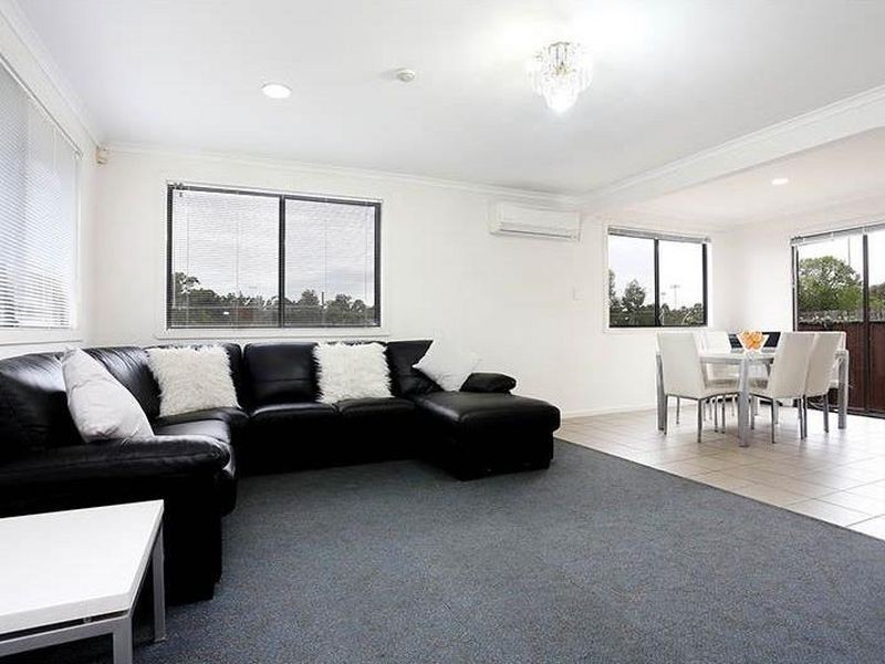 2 Banksia St, Granville NSW 2142