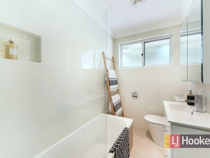 9 Correa Place, Macquarie Fields NSW 2564