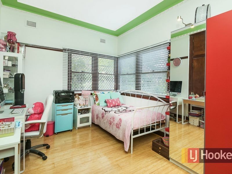 19 St Johns Rd, Auburn NSW 2144