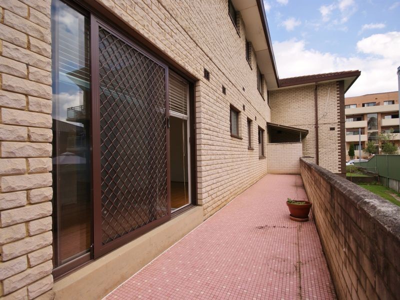3/11-13 Hall St, Auburn NSW 2144