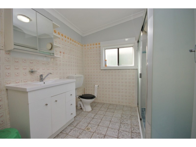 25 Mona St, Auburn NSW 2144