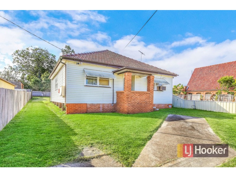 46 Kibo Rd, Regents Park NSW 2143