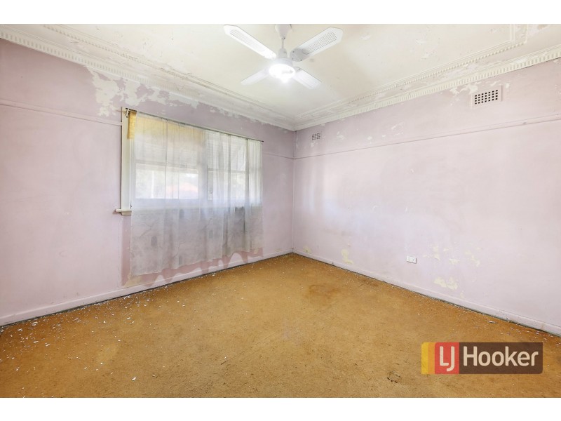 46 Kibo Rd, Regents Park NSW 2143