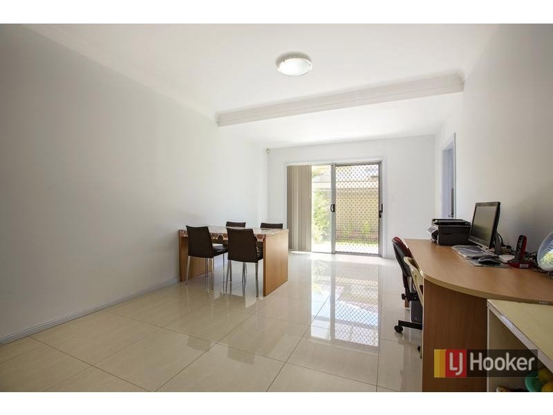 2/289 Clyde Street, Granville NSW 2142