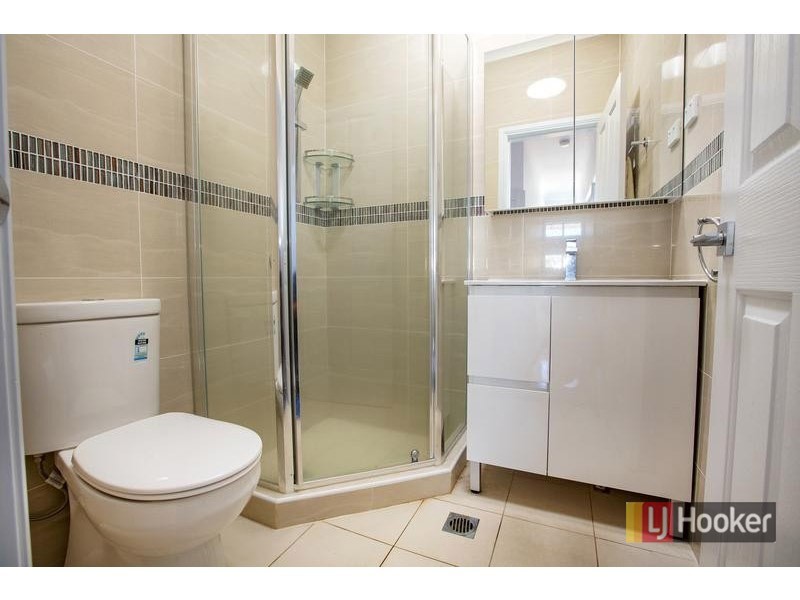 2/289 Clyde Street, Granville NSW 2142