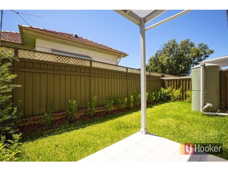 2/289 Clyde Street, Granville NSW 2142