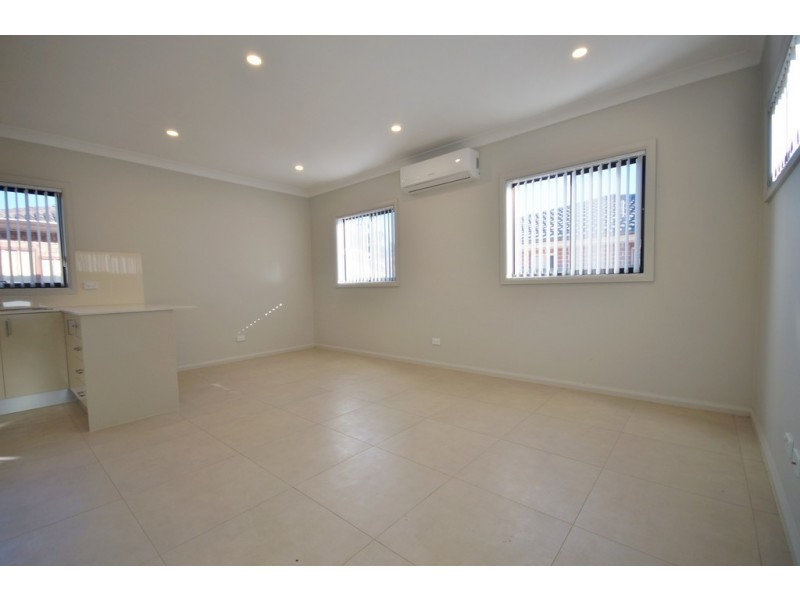 2 Cockthorpe Rd, Auburn NSW 2144