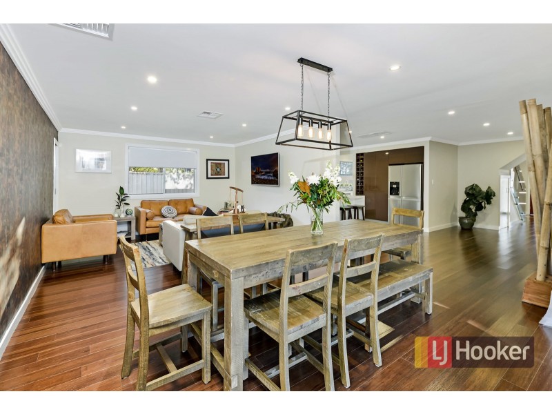 50 Woburn Abbey Court, Wattle Grove NSW 2173