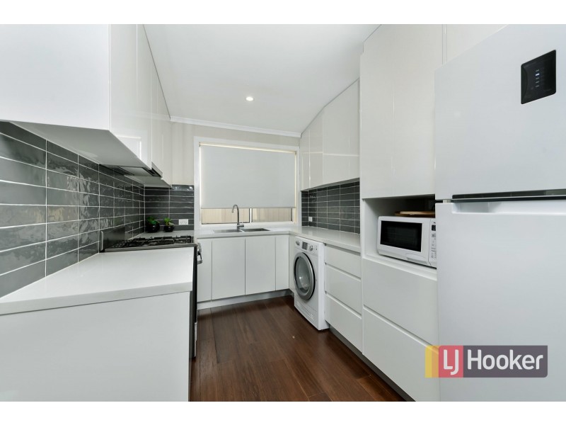 50 Woburn Abbey Court, Wattle Grove NSW 2173