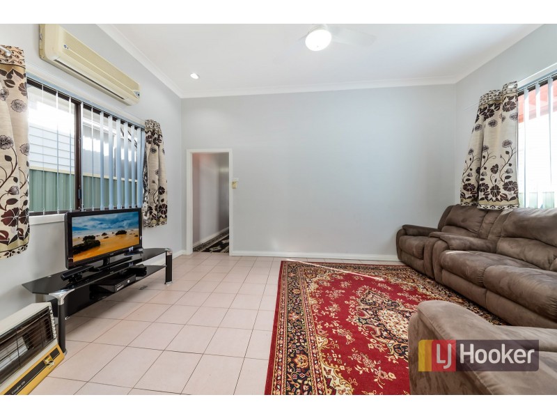 25 Mona St, Auburn NSW 2144