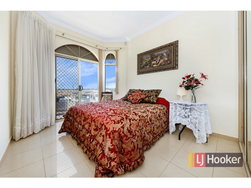42 Lascelles Ave, Greenacre NSW 2190