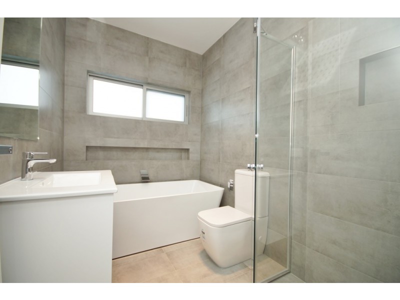 10A Byron Rd, Guildford NSW 2161