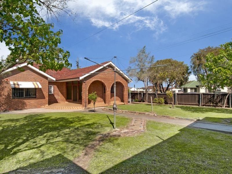 219 Auburn Rd, Auburn NSW 2144