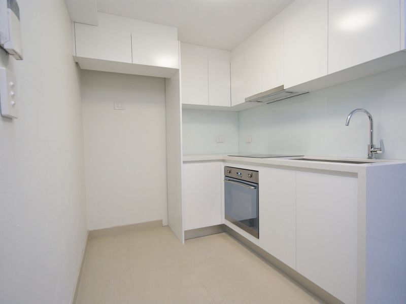 153B Hillcrest Ave, Greenacre NSW 2190