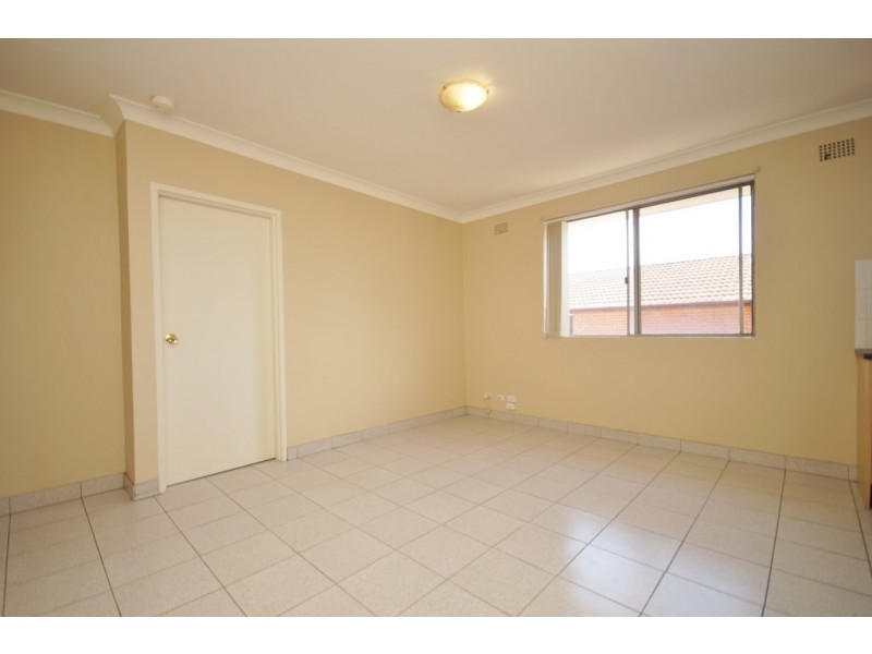 6/88 Northumberland Road, Auburn NSW 2144