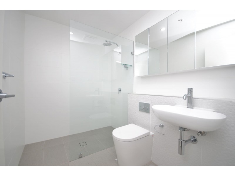 B801/35-37 Rawson St, Auburn NSW 2144