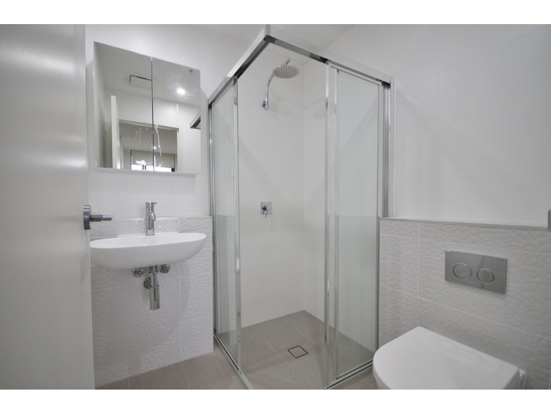 B801/35-37 Rawson St, Auburn NSW 2144