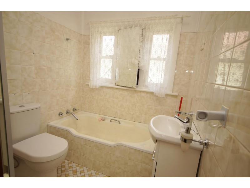 38 Kenyon Street, Fairfield NSW 2165