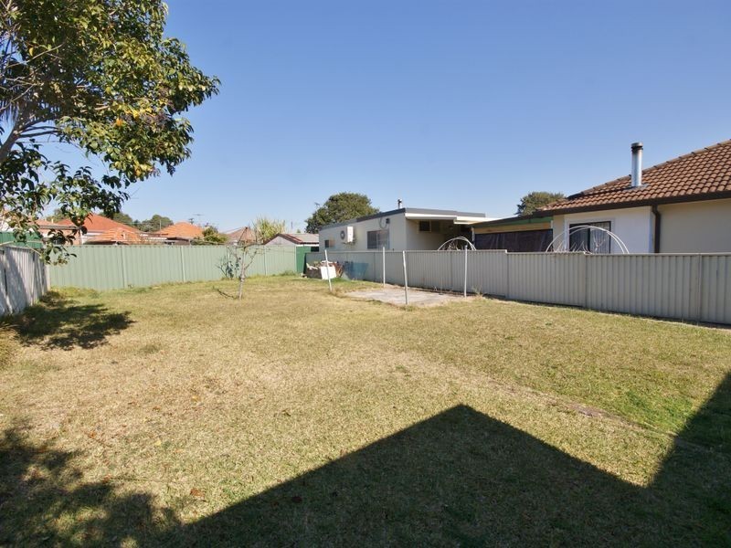 14 Normanby Rd, Auburn NSW 2144