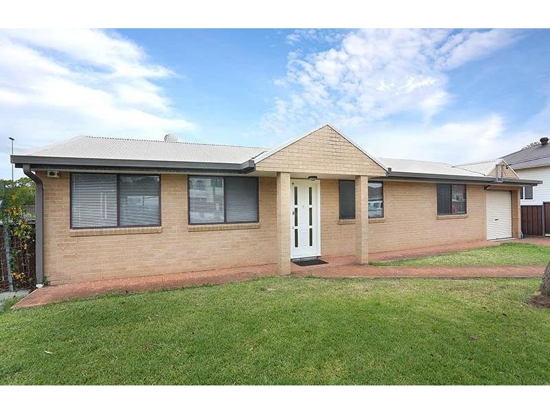 2 Banksia Street, Granville NSW 2142