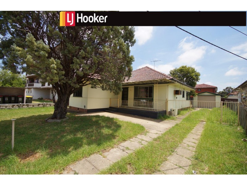 40 Kenyon St, Fairfield NSW 2165