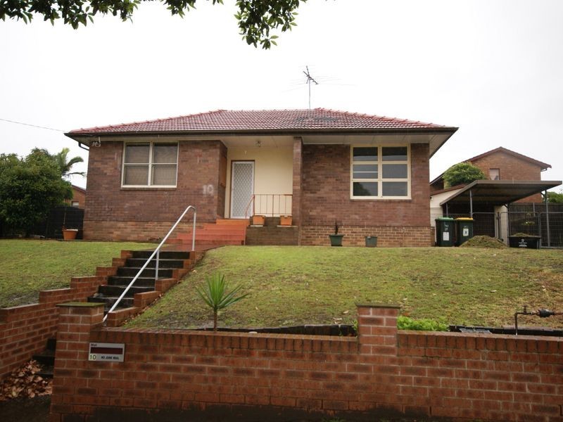 10 Whiting Street, Regents Park NSW 2143