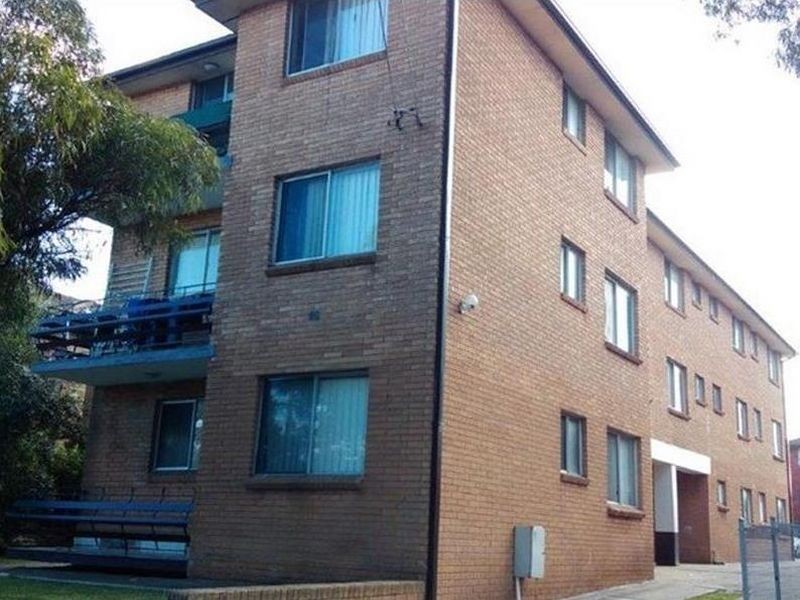 2/88 Northumberland Road, Auburn NSW 2144