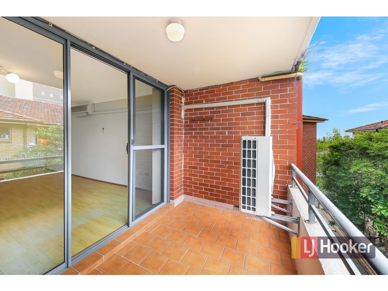 8/1 Civic Road, Auburn NSW 2144