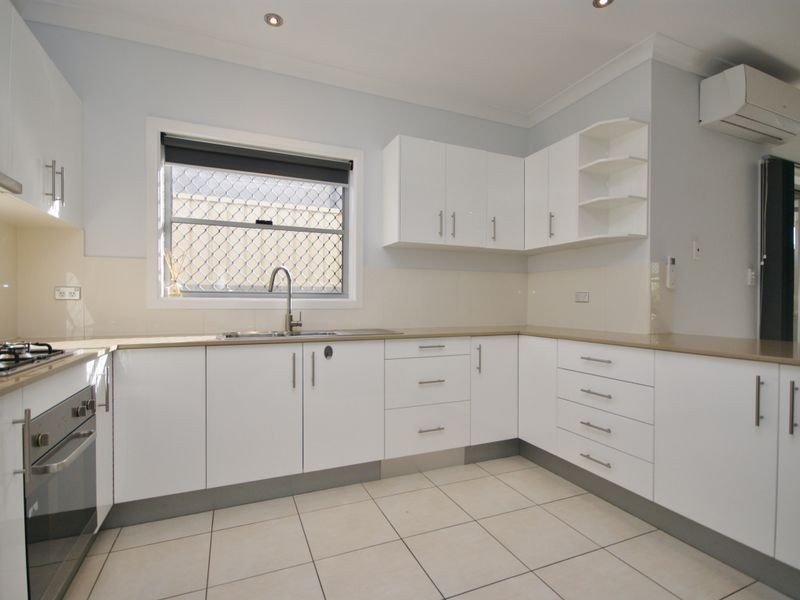 2/12-14 Albert St, Revesby NSW 2212