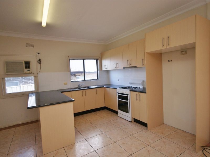 218 Excelsior Street, Guildford NSW 2161