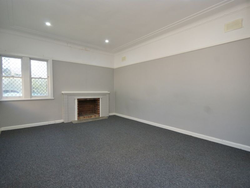 70 Cardigan St, Guildford NSW 2161