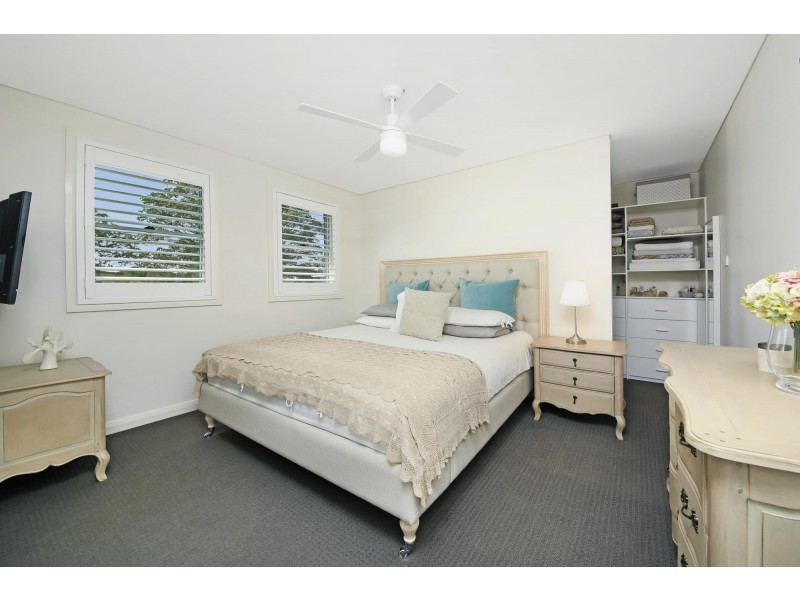 26a Cheatle St, East Hills NSW 2213