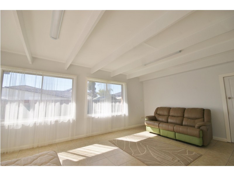 3 Sunset Ave, Bankstown NSW 2200