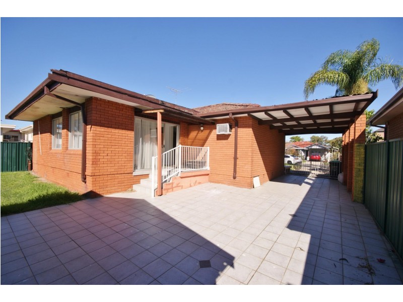 3 Sunset Ave, Bankstown NSW 2200