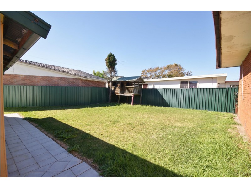 3 Sunset Ave, Bankstown NSW 2200