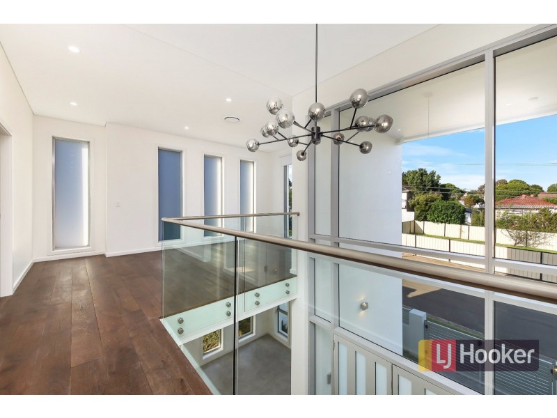 37b Albert Rd, Auburn NSW 2144