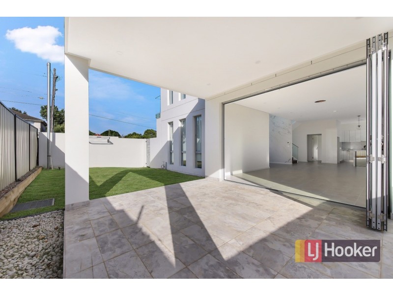 37b Albert Rd, Auburn NSW 2144