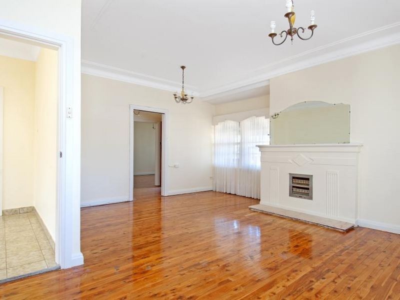 219 Auburn Rd, Auburn NSW 2144