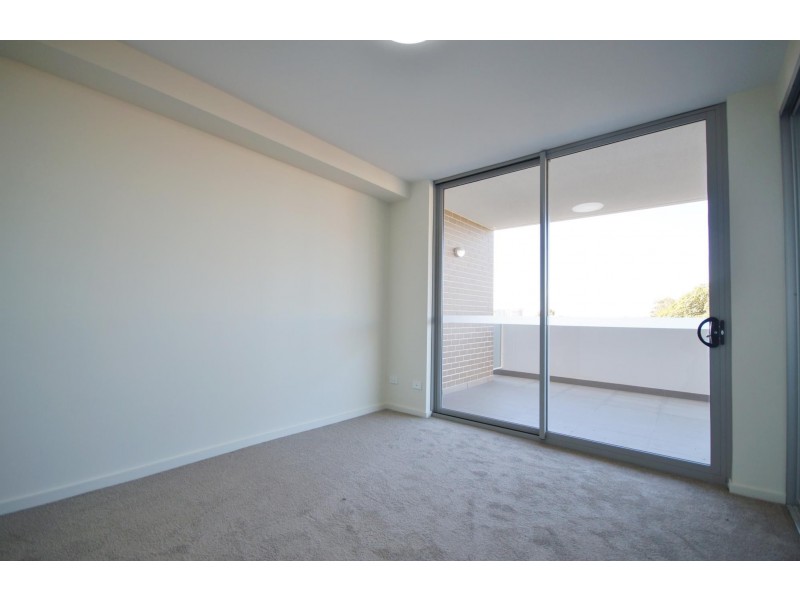 16-22 Station Rd, Auburn NSW 2144