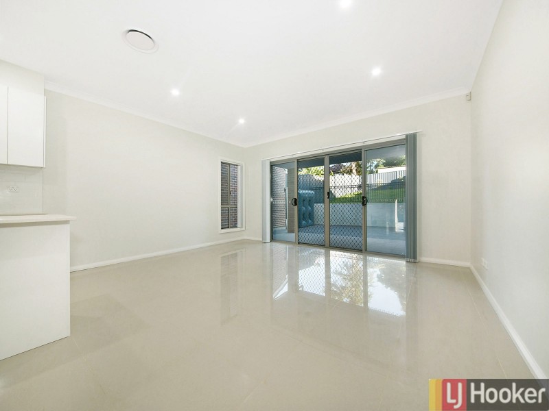 130B Lindesay St, Campbelltown NSW 2560