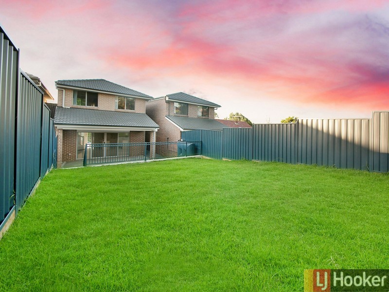 130B Lindesay St, Campbelltown NSW 2560