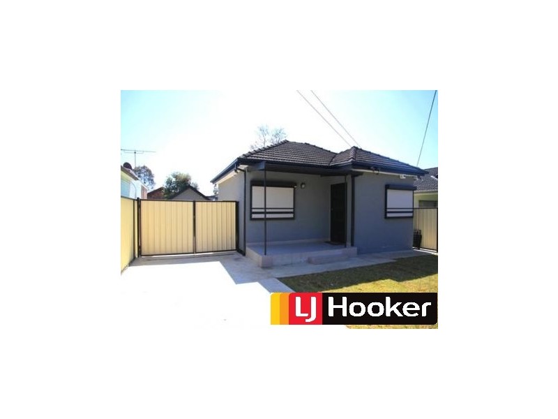 15 Bright St, Guildford NSW 2161