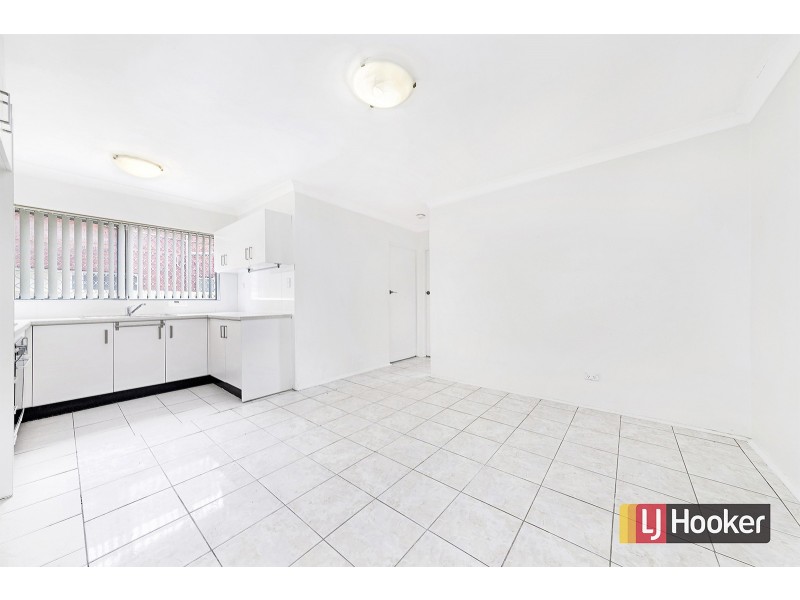 2/122 Harrow Rd, Auburn NSW 2144