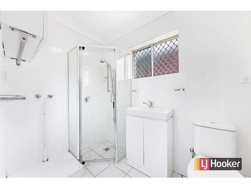2/122 Harrow Rd, Auburn NSW 2144
