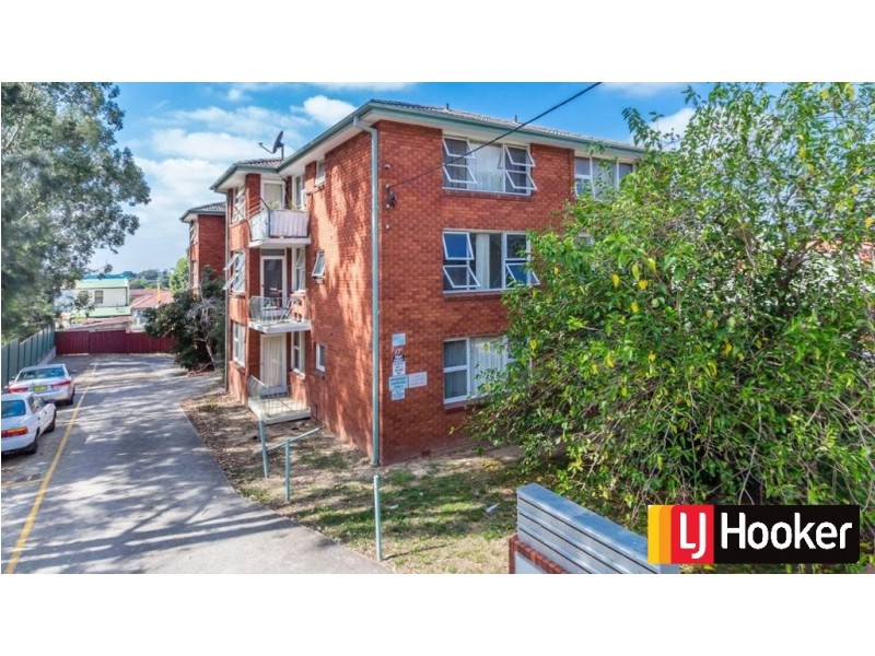 8/17 Lumley Street, Granville NSW 2142